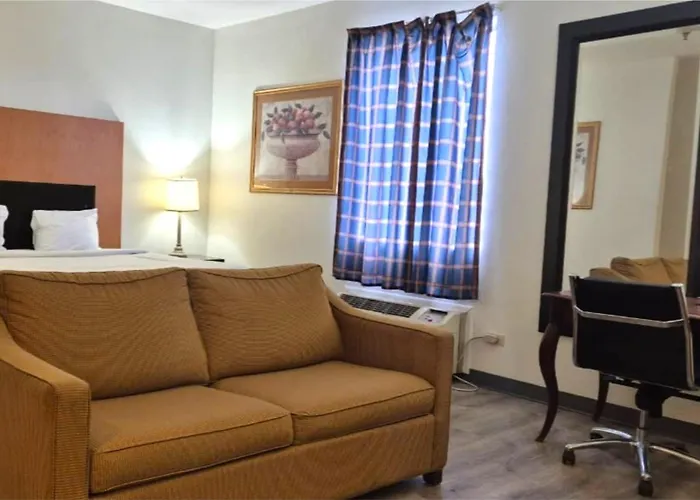 Hotel Kings By Oyo I-57 2*